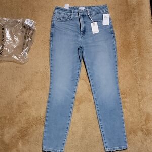 Good American Women's Sky Blue Skinny Jeans